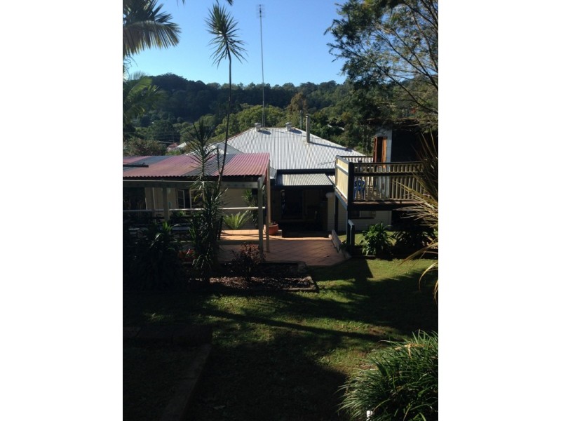 4 Mayfield Street, Nambour QLD 4560