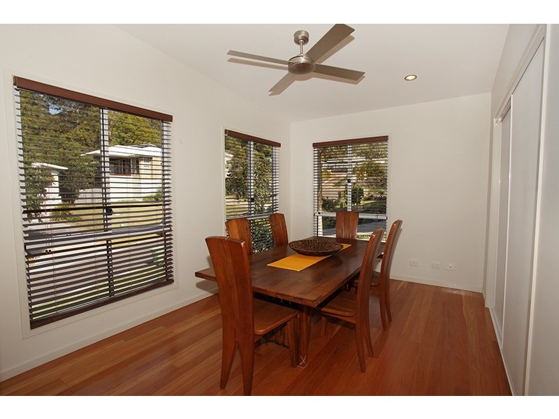 18 Potoroo Place, Burnside QLD 4560