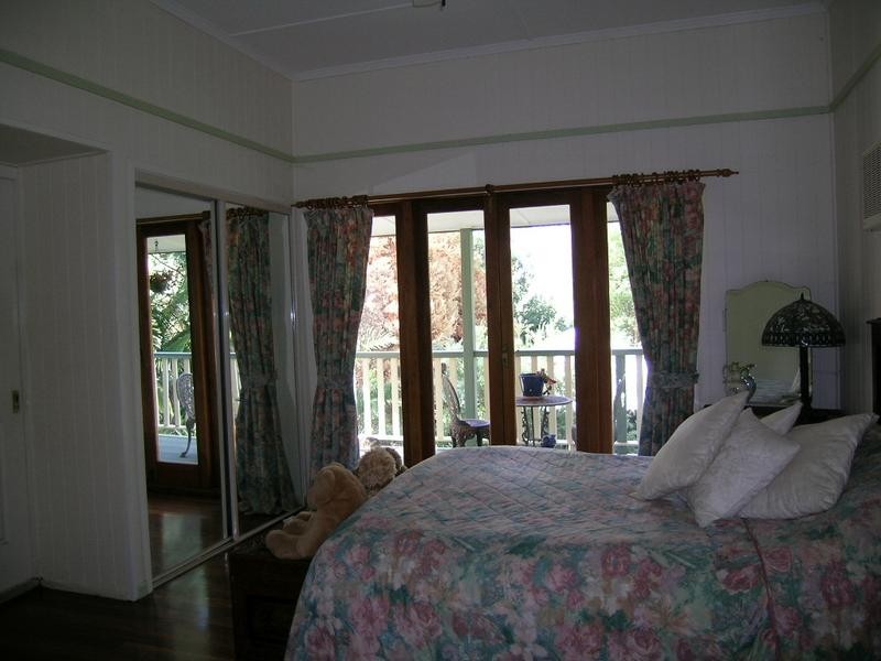 56 Smith Road, Park Ridge South QLD 4125
