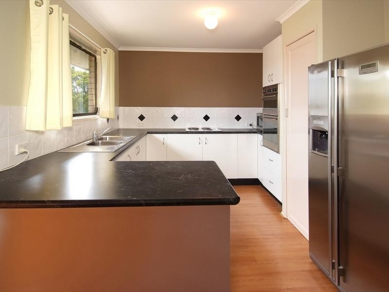 17 Alrak Avenue, Browns Plains QLD 4118