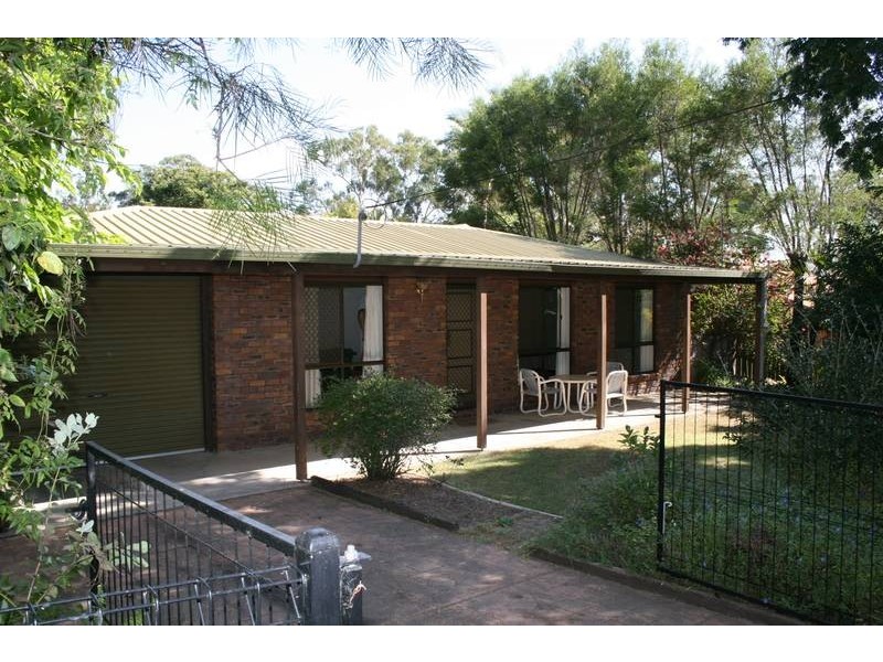 24 Lollard Street, Hillcrest QLD 4118