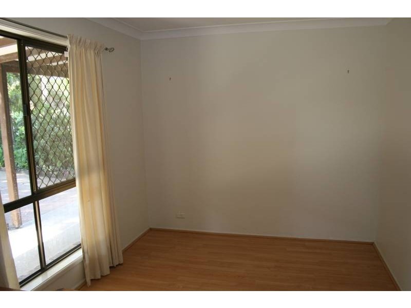 24 Lollard Street, Hillcrest QLD 4118