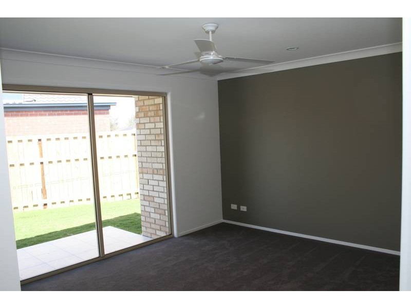 7 Cedarwood Street, Berrinba QLD 4117