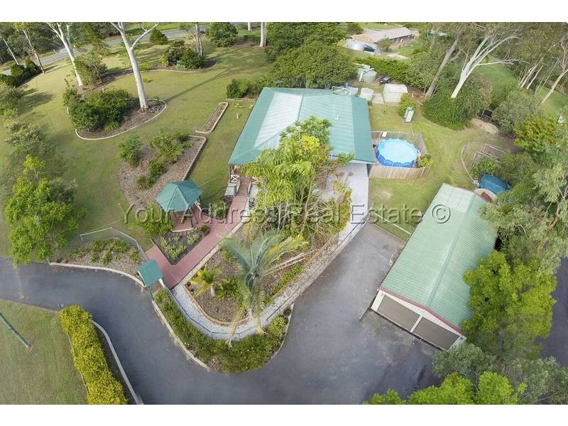 6 Mackunda Court, Park Ridge South QLD 4125