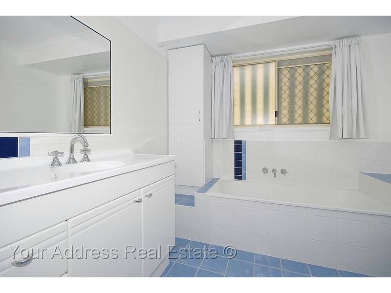59 Tovey Road, Boronia Heights QLD 4124
