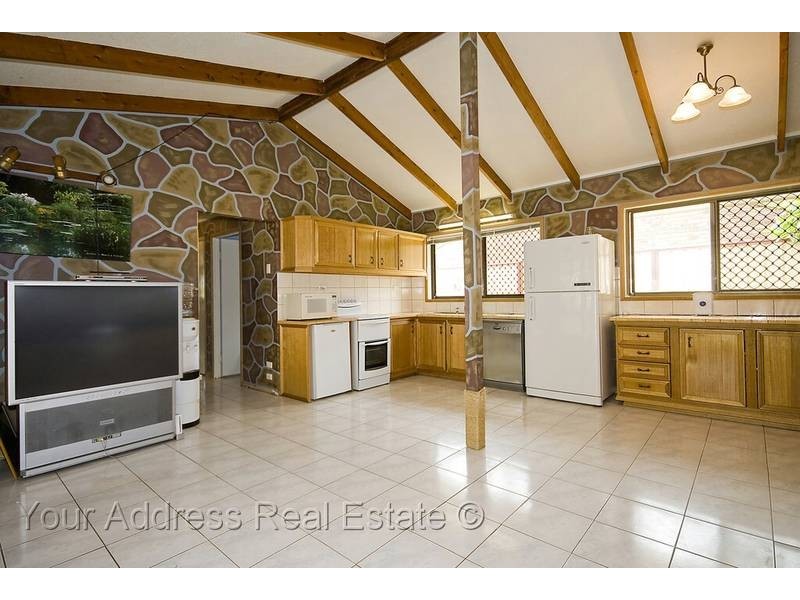 154 Vansittart Road, Regents Park QLD 4118