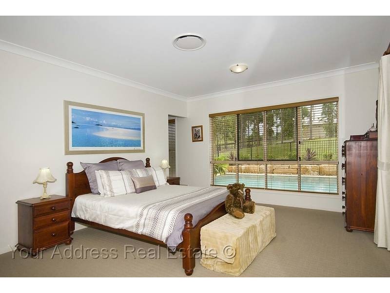 2-4 Bowerbird Cl, Greenbank QLD 4124