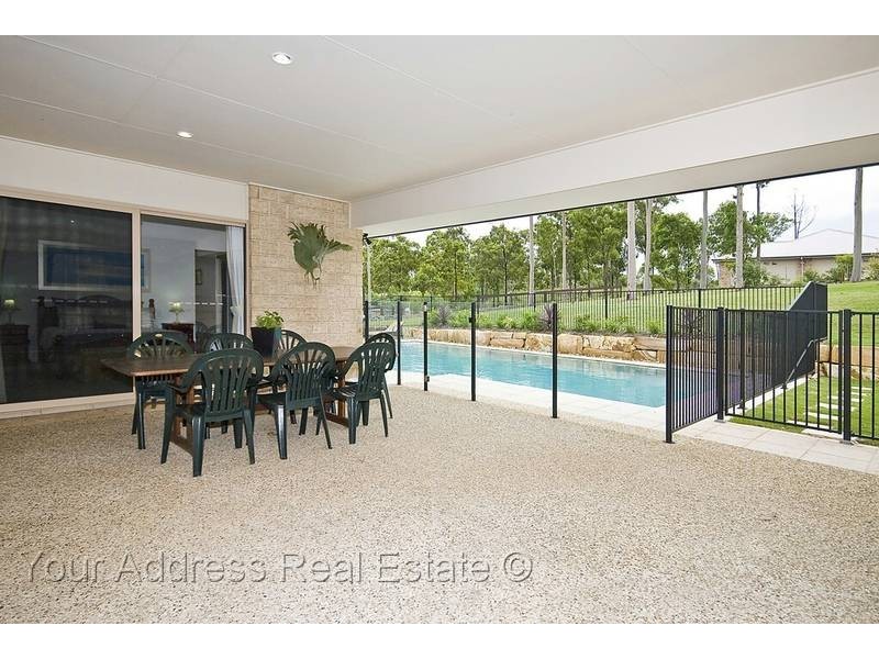 2-4 Bowerbird Cl, Greenbank QLD 4124