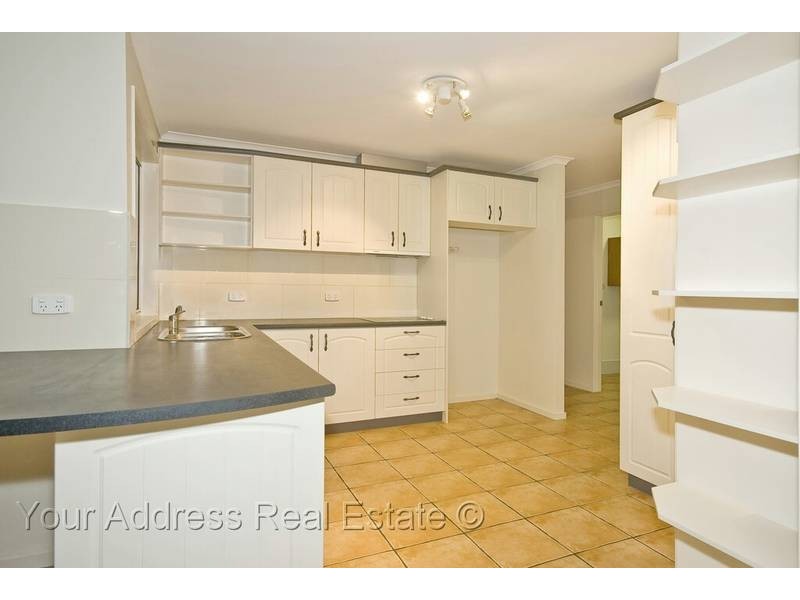 14 Forestgum Grove, Regents Park QLD 4118