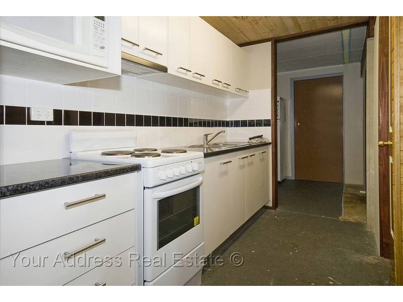 633 Browns Plains Road, Crestmead QLD 4132
