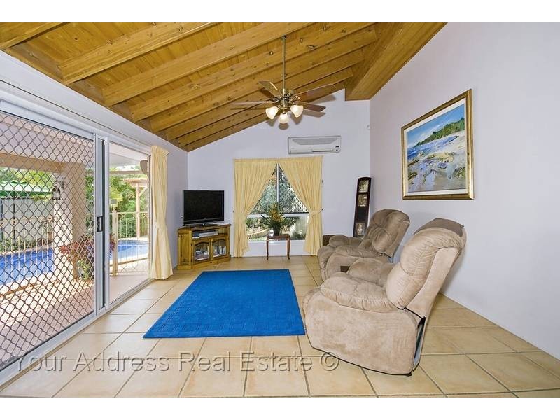 30 Cianthus Street, Regents Park QLD 4118