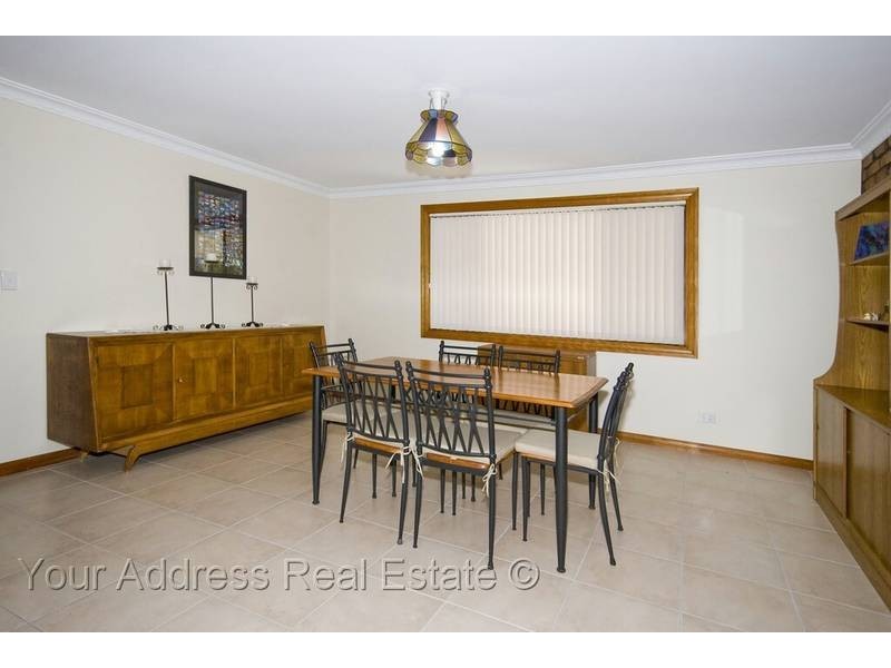 7-9 Resi Drive, Regents Park QLD 4118
