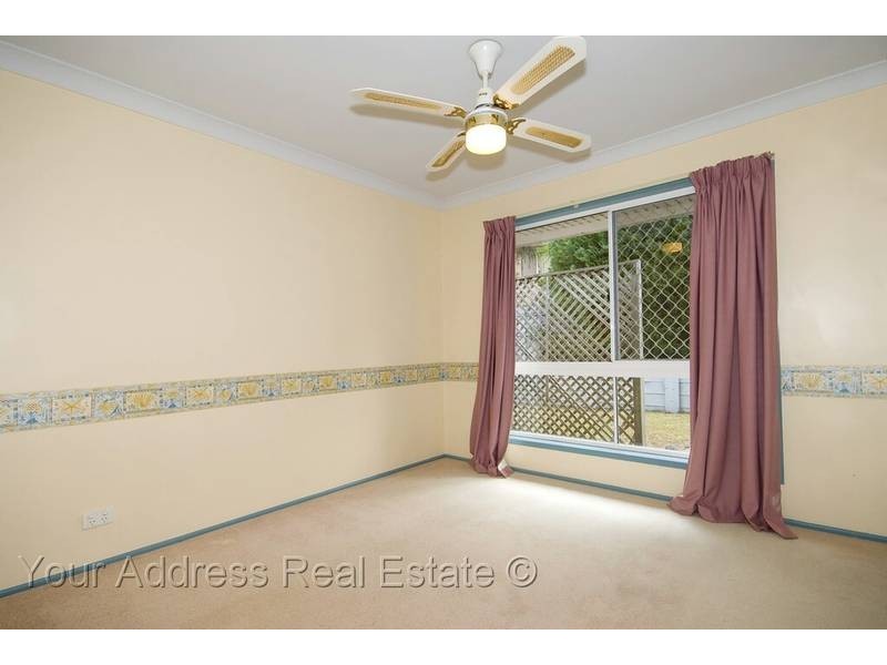 7 Calluna Court, Regents Park QLD 4118