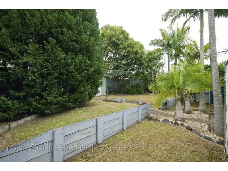 7 Calluna Court, Regents Park QLD 4118
