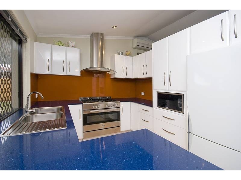 11 Lollard Street, Hillcrest QLD 4118