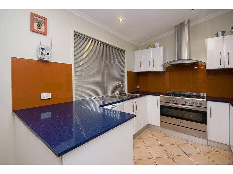 11 Lollard Street, Hillcrest QLD 4118