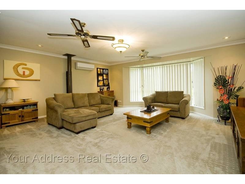 15-17 Dalkeith Court, Park Ridge South QLD 4125
