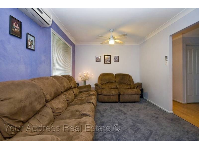 11 Love Street, Crestmead QLD 4132