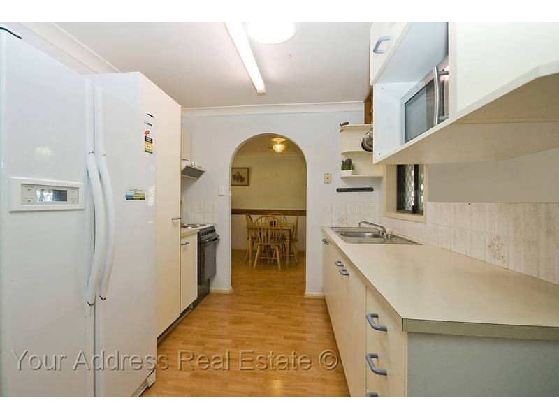 90 Mackellar Drive, Boronia Heights QLD 4124