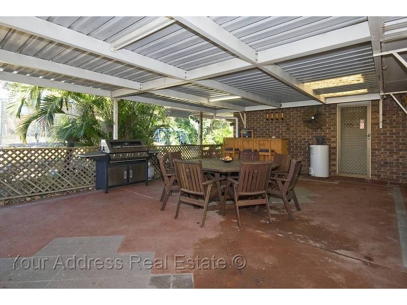 90 Mackellar Drive, Boronia Heights QLD 4124