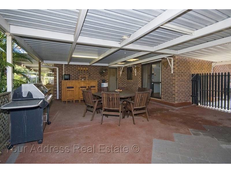 90 Mackellar Drive, Boronia Heights QLD 4124