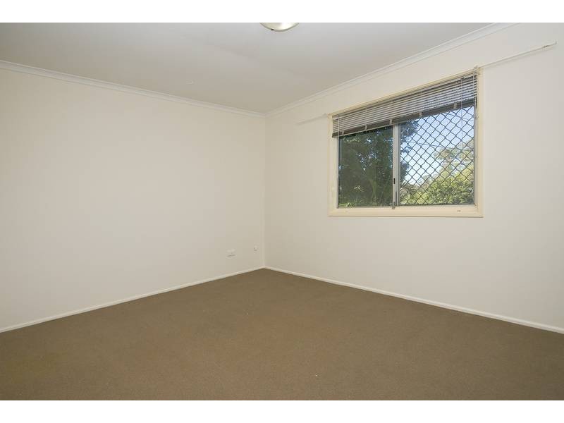 29 Strathallen Drive, Boronia Heights QLD 4124