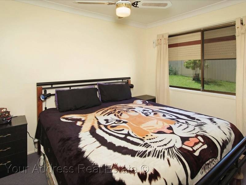 2 KILBY STREET, Crestmead QLD 4132