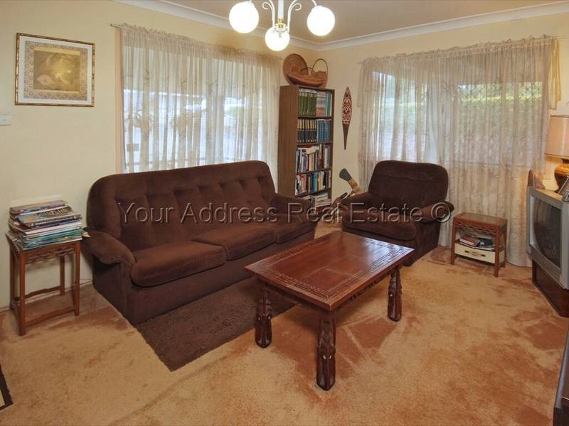 8 Barry Street, Boronia Heights QLD 4124