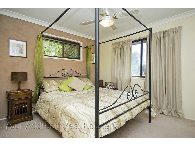 10 Selkirk Drive, Boronia Heights QLD 4124