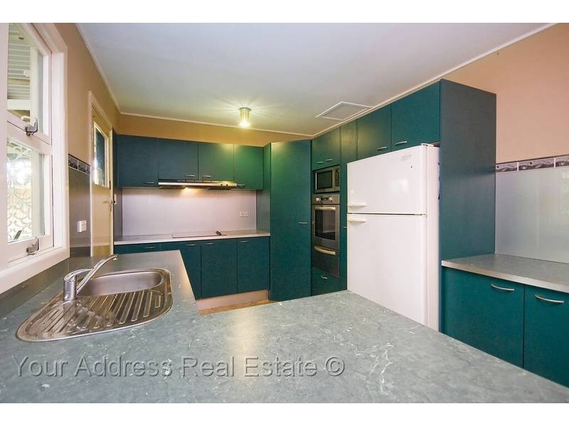 96 Third Avenue, Marsden QLD 4132