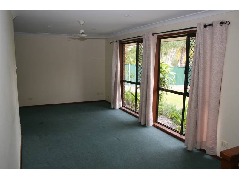 3 Emu Court, Regents Park QLD 4118