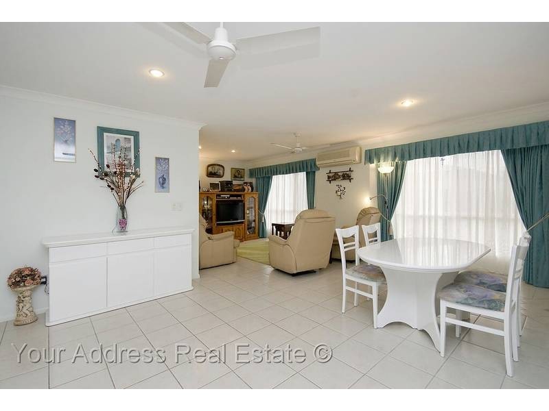 363 Billabong Drive, Park Ridge QLD 4125