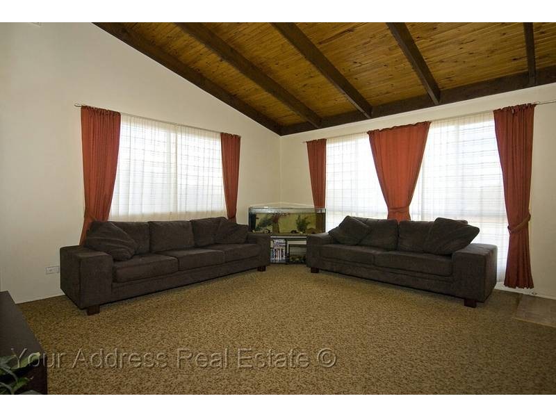 12 Royena Court, Crestmead QLD 4132