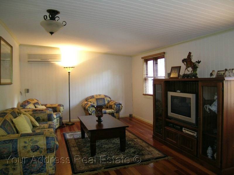 56 Smith Road, Park Ridge South QLD 4125