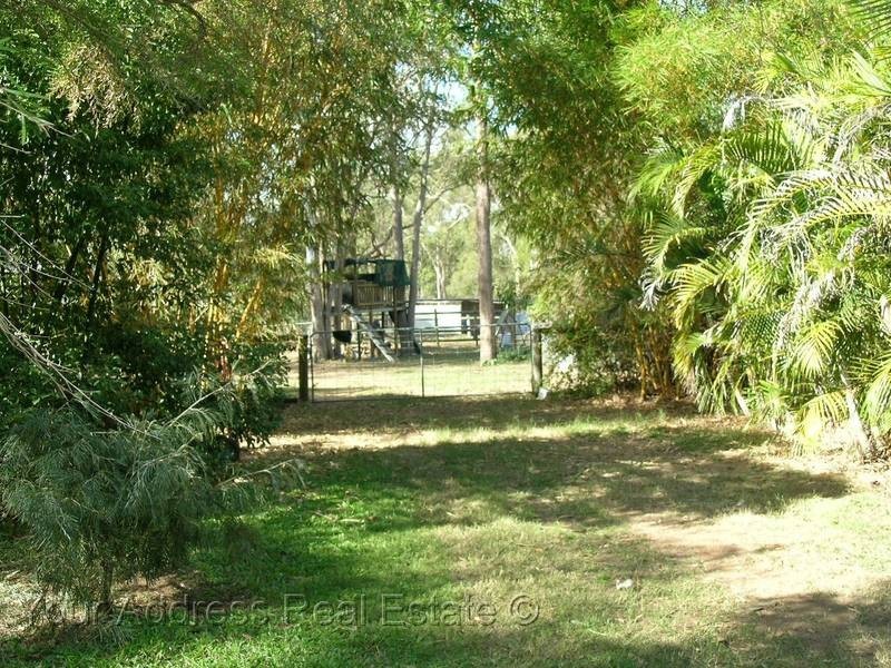 56 Smith Road, Park Ridge South QLD 4125