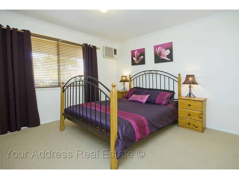 33 Brushbox Street, Crestmead QLD 4132