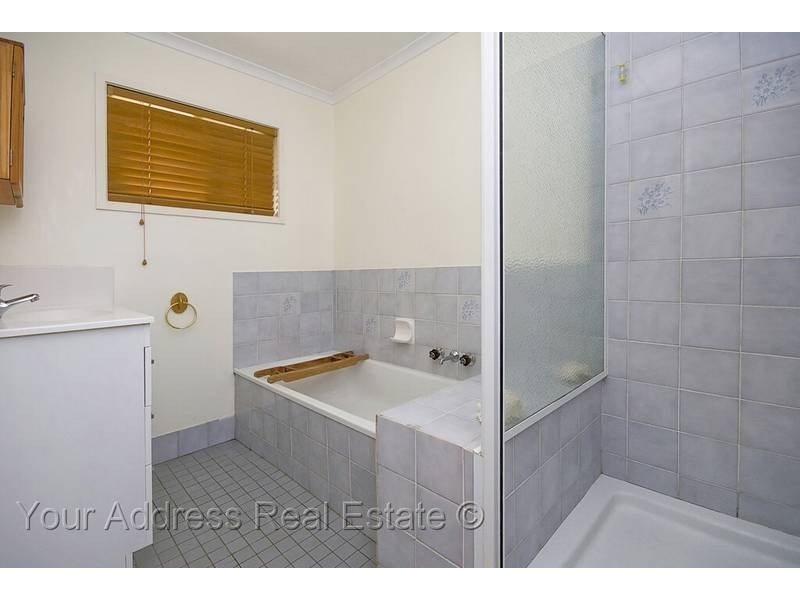 33 Brushbox Street, Crestmead QLD 4132