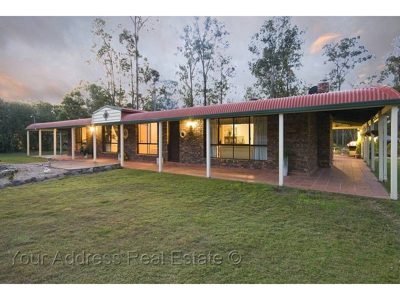 14 Heathcote Court, Munruben QLD 4125