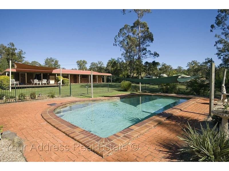 14 Heathcote Court, Munruben QLD 4125
