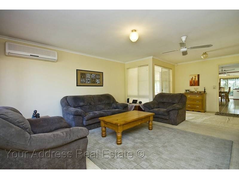 15 Matson Avenue, Regents Park QLD 4118