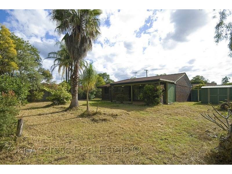 27 Bennett Drive, Regents Park QLD 4118