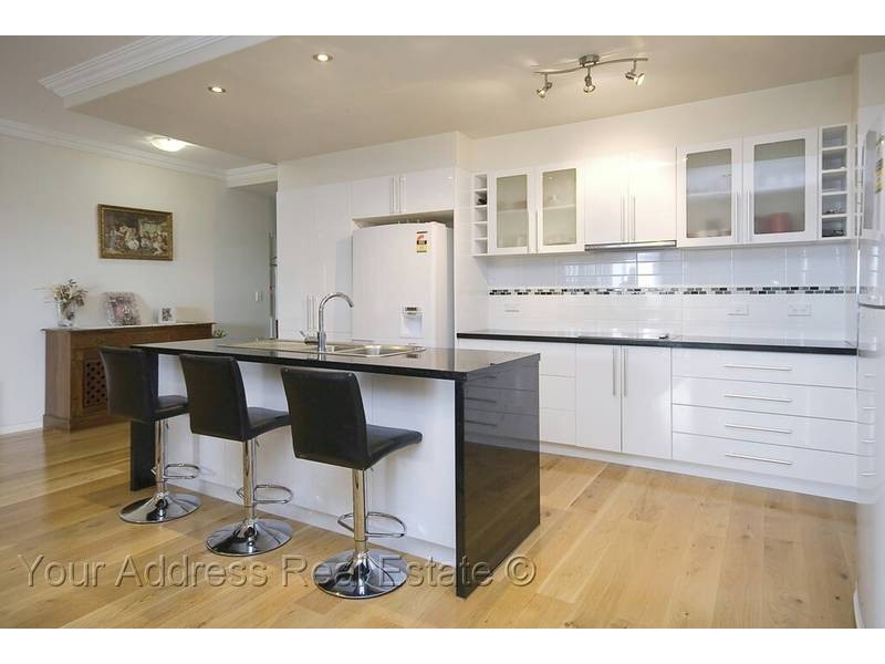 28 Maryland Drive, Regents Park QLD 4118