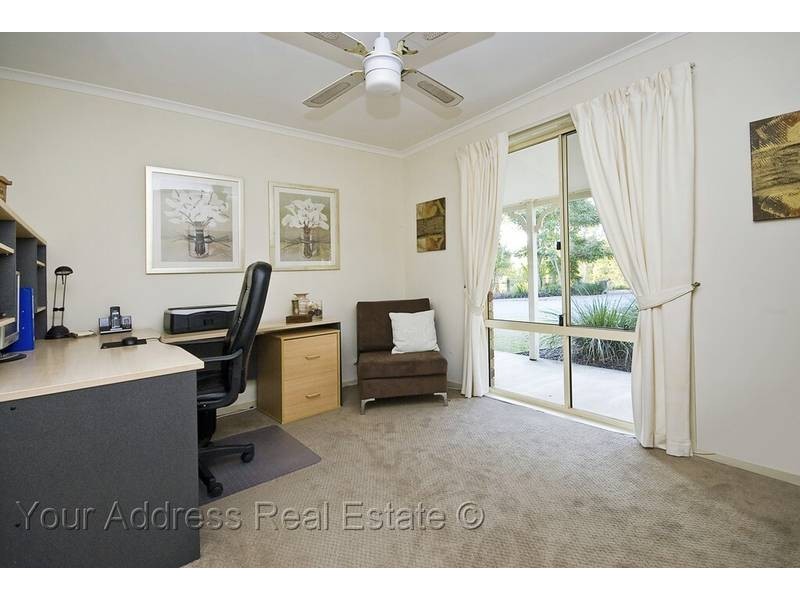 48 Jabiru Avenue, Greenbank QLD 4124