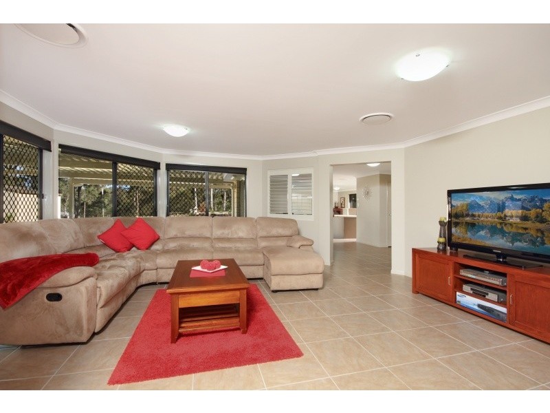 49 Bowerbird Close, Greenbank QLD 4124