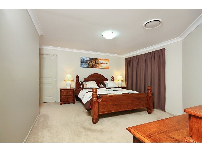 49 Bowerbird Close, Greenbank QLD 4124