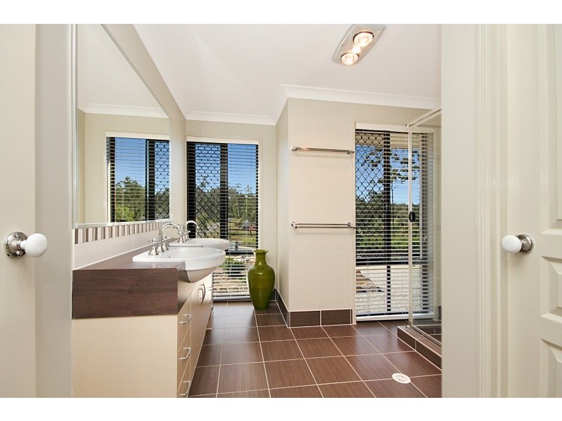 49 Bowerbird Close, Greenbank QLD 4124