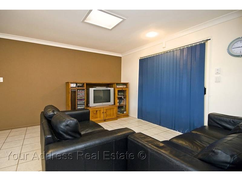 5 Greygum Court, Regents Park QLD 4118