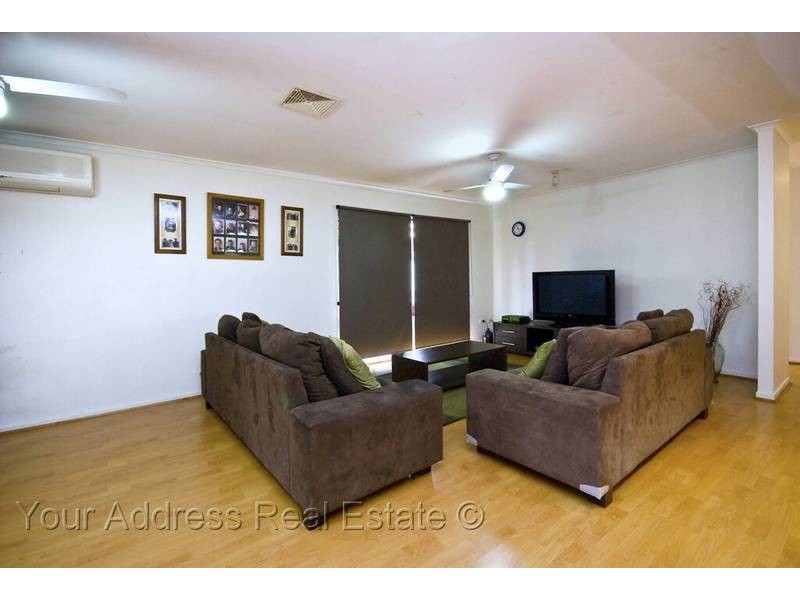 21 Penfold Street, Hillcrest QLD 4118
