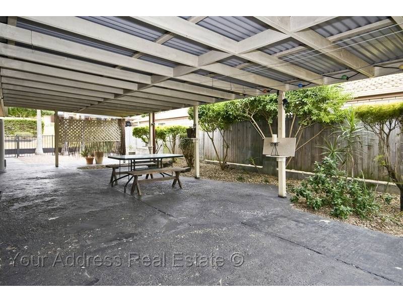 21 Penfold Street, Hillcrest QLD 4118