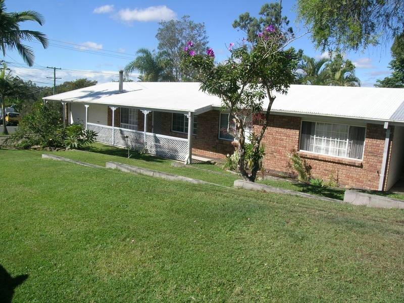 2 Kauri Street, Hillcrest QLD 4118